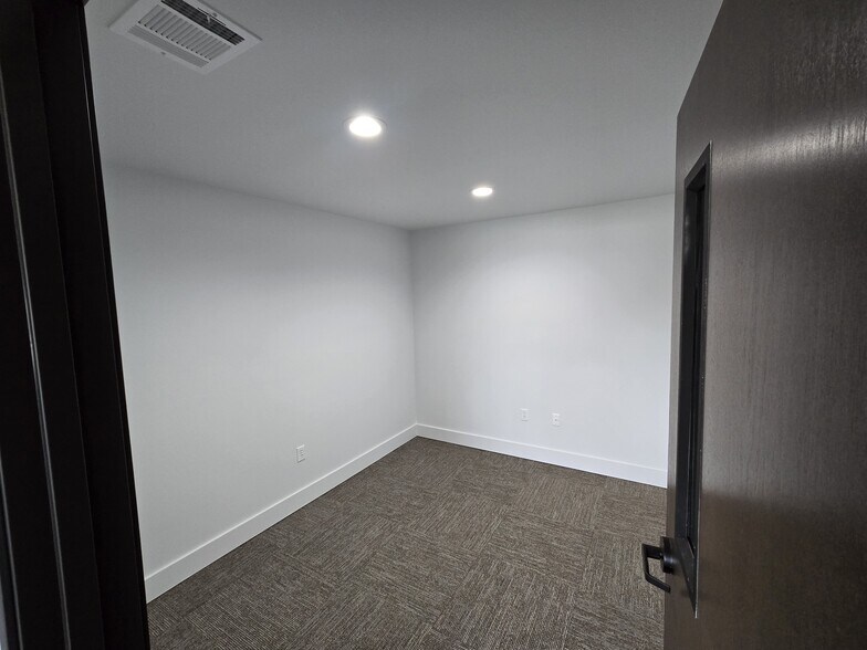 More Photos Of 7321 State 171 Hwy, Godley Light Manufacturing For Lease