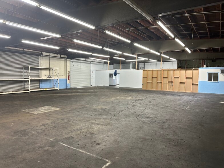 More Photos Of 6450 Roland St, Buena Park Warehouse For Sale