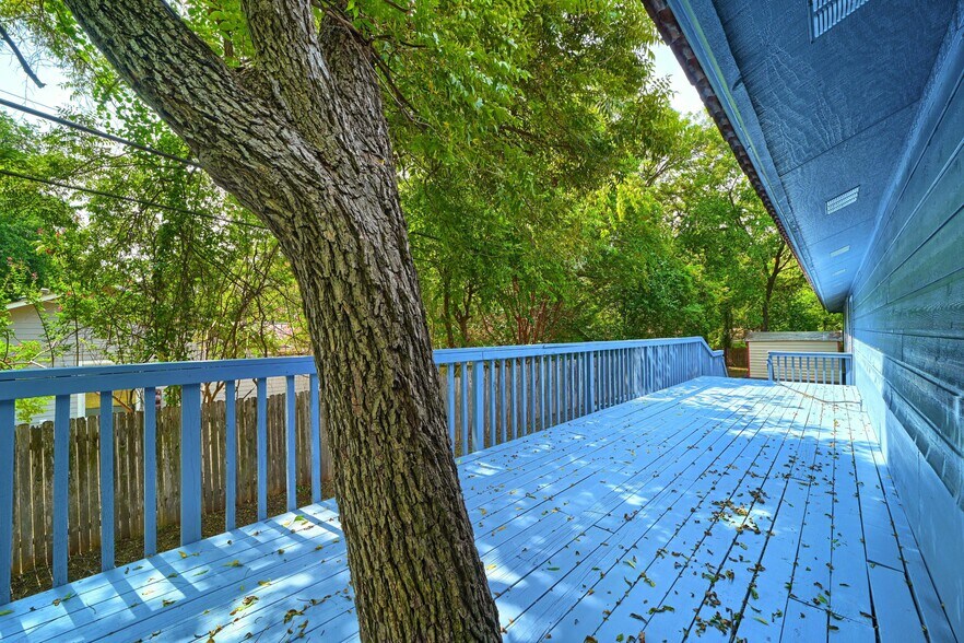 More Photos Of 4507 N Interstate 35, Austin Loft Creative Space For Lease