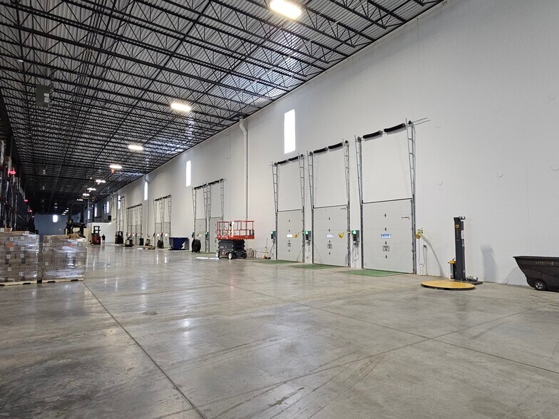 More Photos Of 6305 Ronald Reagan, Madison Warehouse For Lease