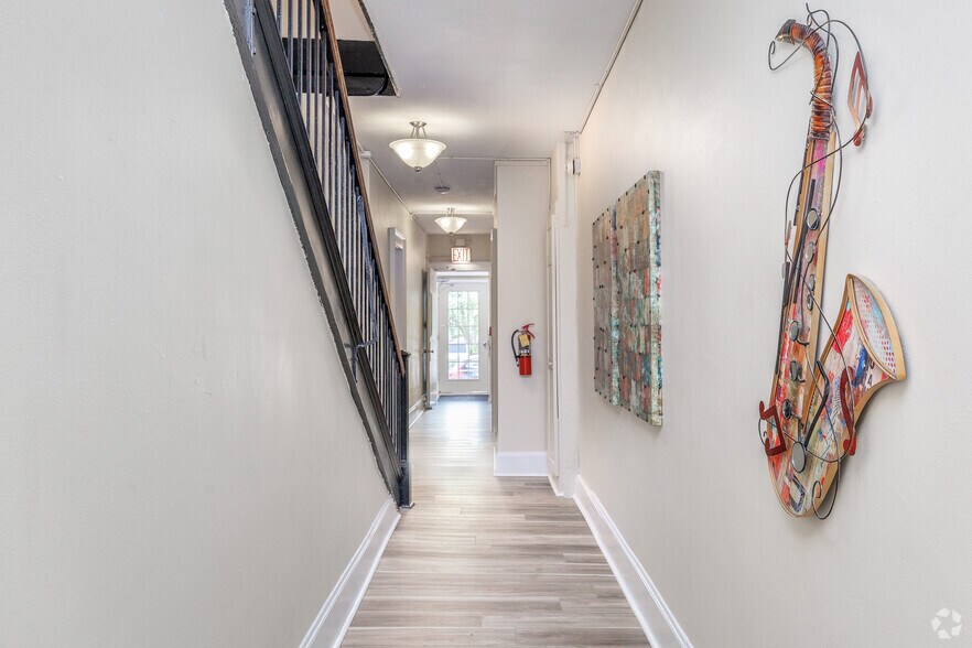 More Photos Of 514 Walnut Ave, Syracuse Apartments For Sale