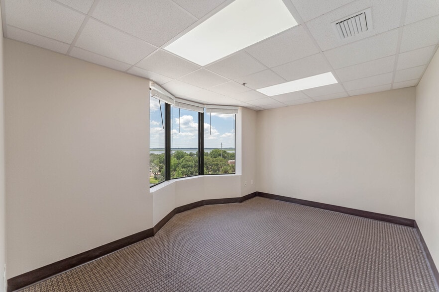 More Photos Of 111 E Monument Ave, Kissimmee Office For Lease