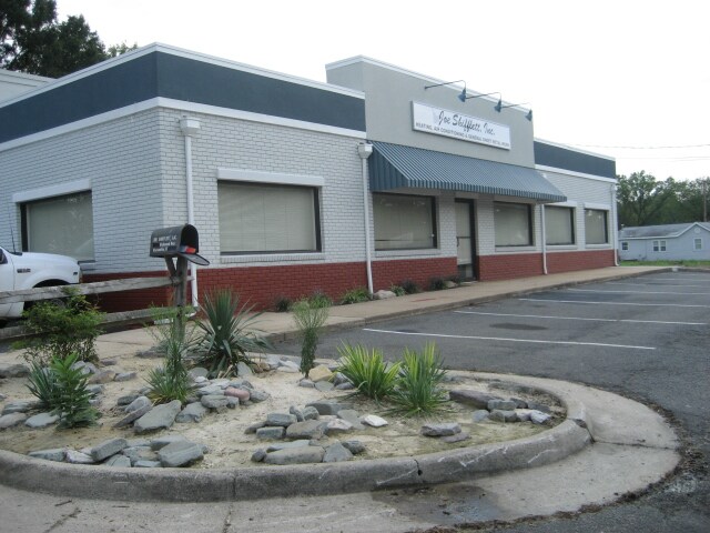 More Photos Of 8123 Richmond Hwy, Alexandria Storefront Retail Office For Lease