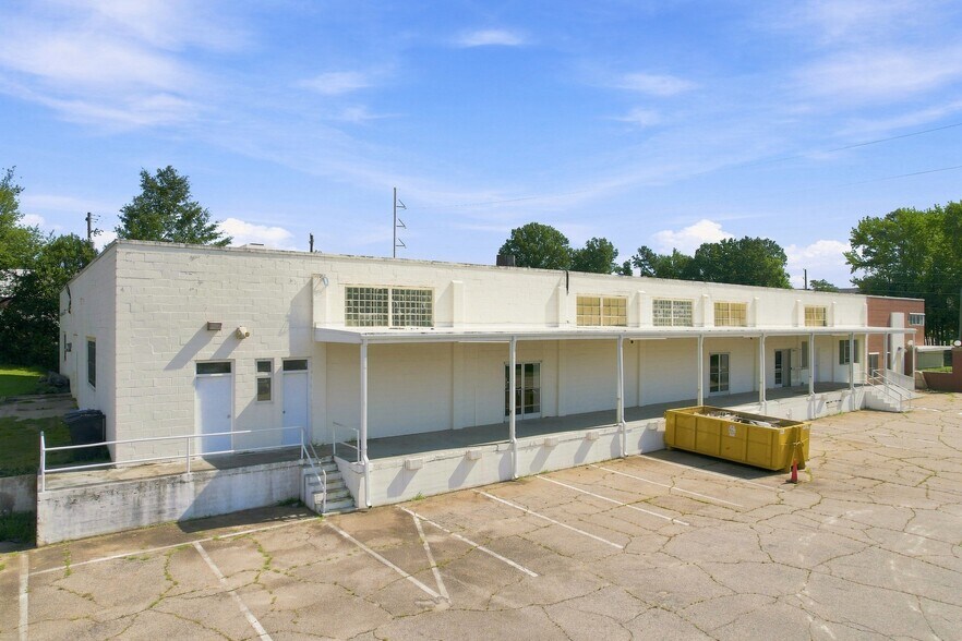 More Photos Of 1512 Garner Rd, Raleigh Warehouse For Lease