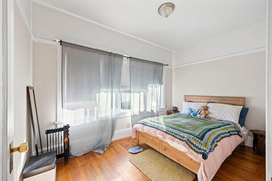 More Photos Of 4045 Manila Ave, Oakland Apartments For Sale