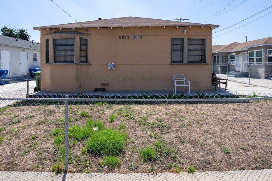 More Photos Of 8612 Beverlywood St, Los Angeles Apartments For Sale