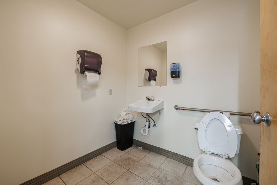 More Photos Of 6280 State Route 96, Farmington Freestanding For Lease