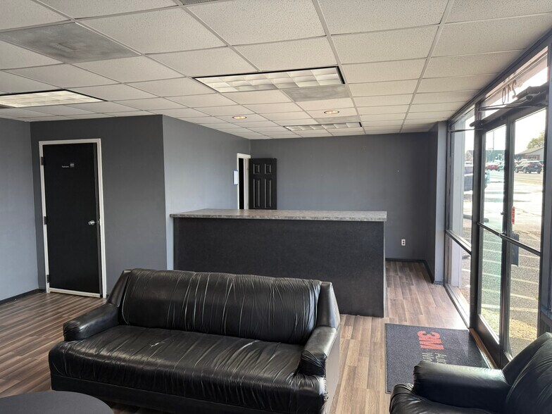 More Photos Of 210 N Polk St, Pineville Freestanding For Sale