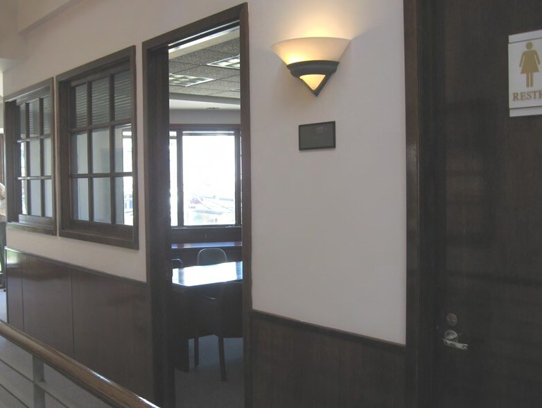 More Photos Of 1100 N Providence Rd, Media Office For Lease