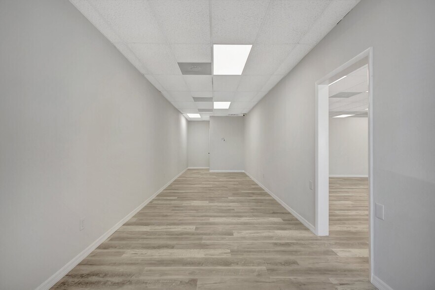 More Photos Of 7991-8031 S Us-1 Hwy, Port Saint Lucie Storefront Retail Office For Sale