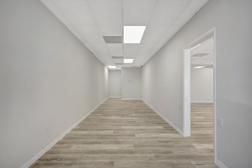 More Photos Of 7991-8031 S Us-1 Hwy, Port Saint Lucie Storefront Retail Office For Lease