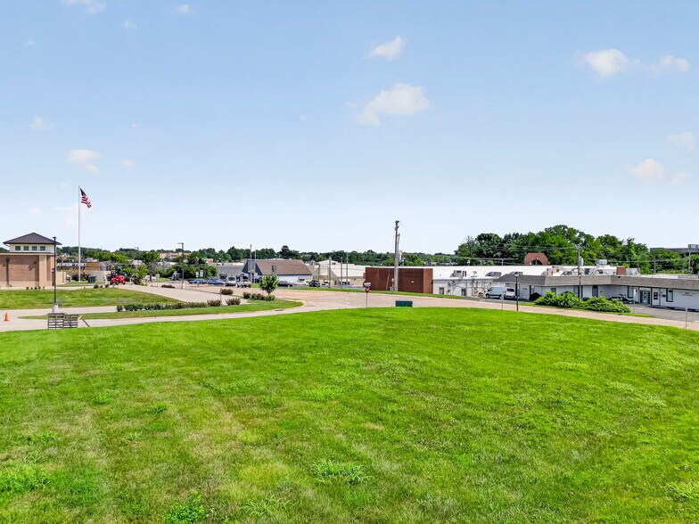 More Photos Of Cave Springs Estate, Saint Peters Land For Sale