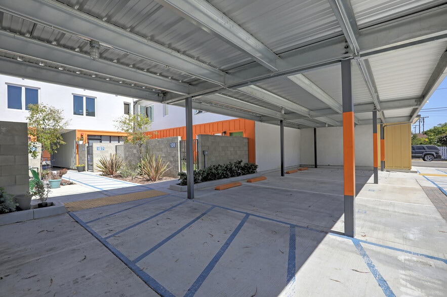More Photos Of 186 Bell Way, Ventura Apartments For Sale
