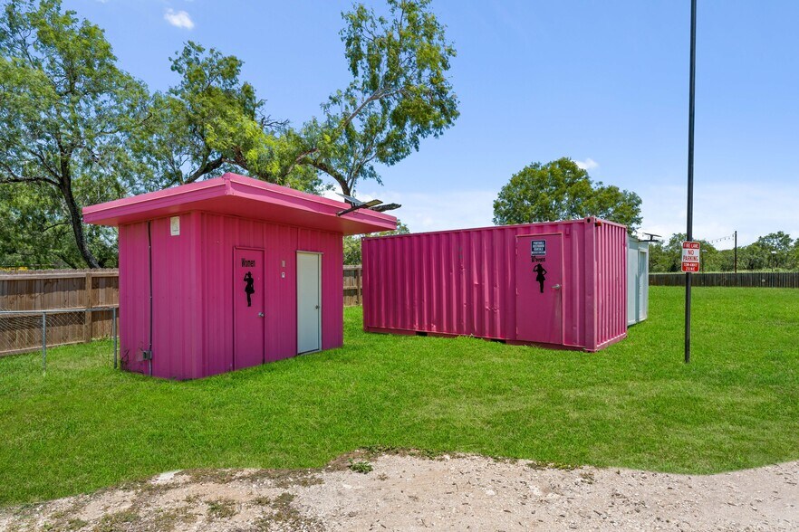More Photos Of 13514 S US Highway 181, San Antonio Land For Sale