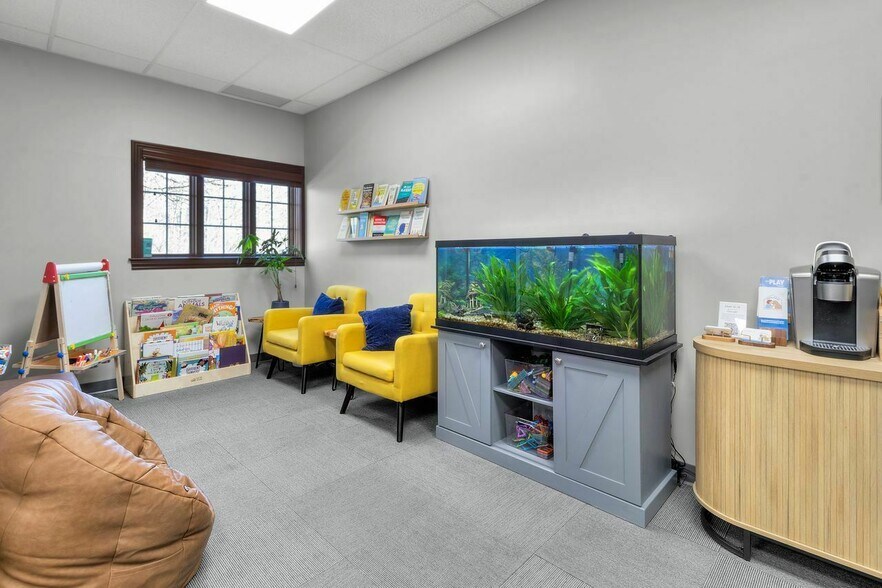 More Photos Of 695 Pro Med Ln, Carmel Medical For Sale