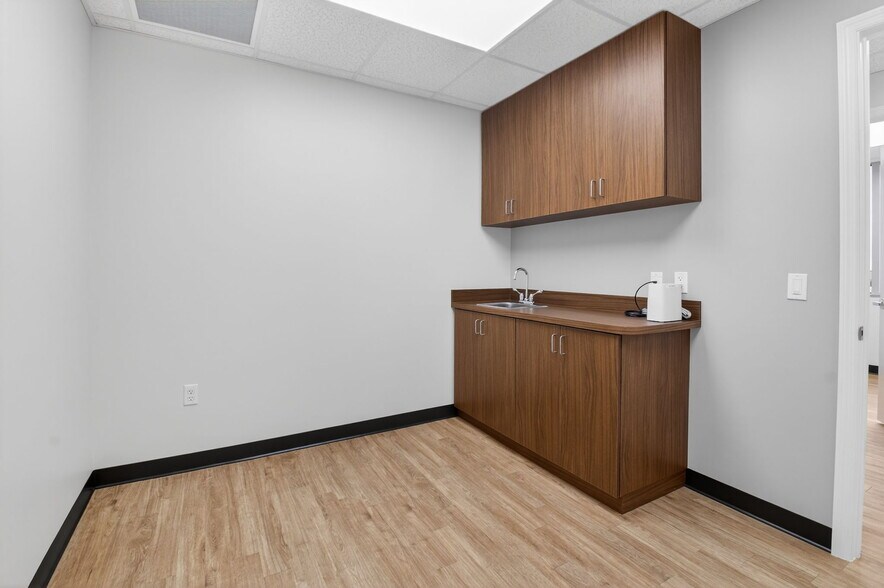 More Photos Of 5150 Linton Blvd, Delray Beach Medical For Lease