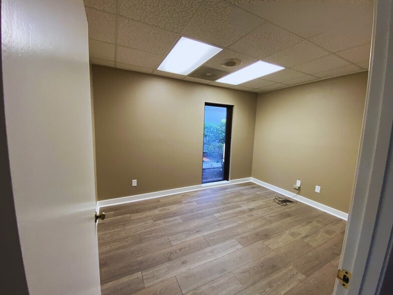 More Photos Of 1100 Logger Ct, Raleigh Office For Sale