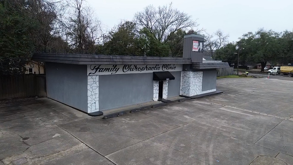 Primary Photo Of 3855 N Acadian Thruway, Baton Rouge General Retail For Sale