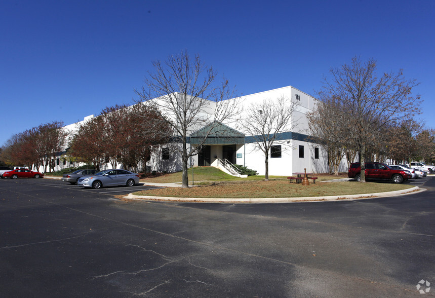 Primary Photo Of 151 Jetplex Blvd, Huntsville Industrial For Lease