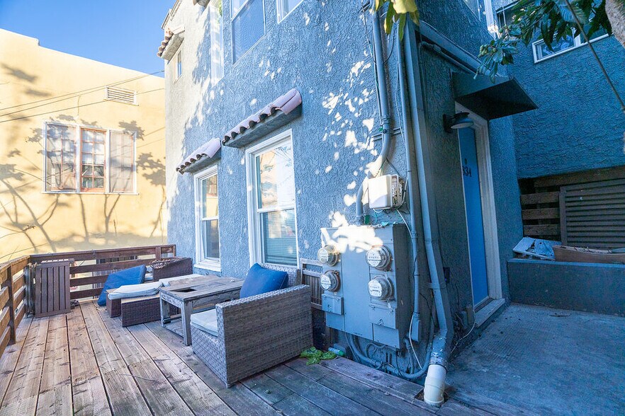 More Photos Of 834 Laguna Ave, Los Angeles Apartments For Sale