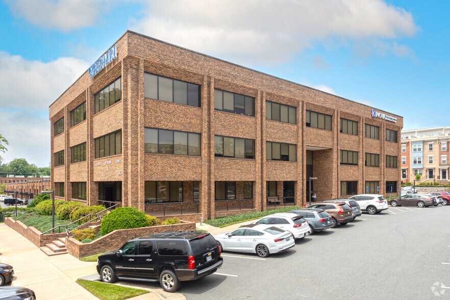 Primary Photo Of 3022 Williams Dr, Fairfax Medical For Lease