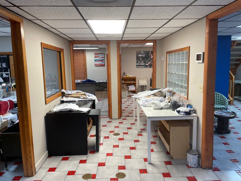 More Photos Of 12000 SW 132nd Ct, Miami Light Distribution For Lease