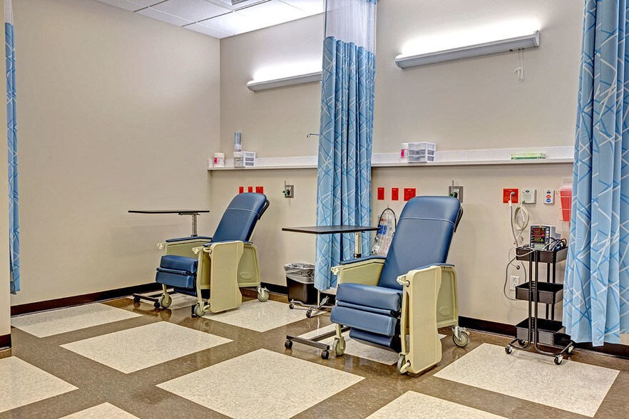 More Photos Of 450 E Merritt Island Cswy, Merritt Island Medical For Lease