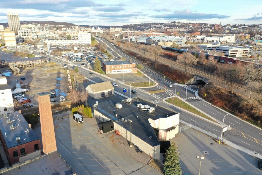 More Photos Of 241 Southbridge St, Worcester Bar For Sale