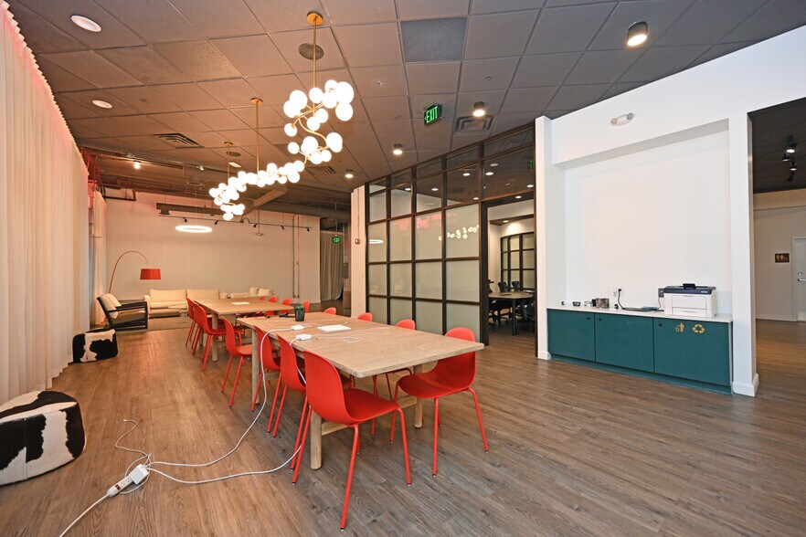 More Photos Of 19 Garfield Pl, Cincinnati Multifamily For Sale