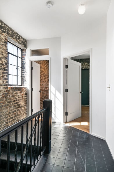 More Photos Of 3022 W Sunset Blvd, Los Angeles Storefront Retail Residential For Lease