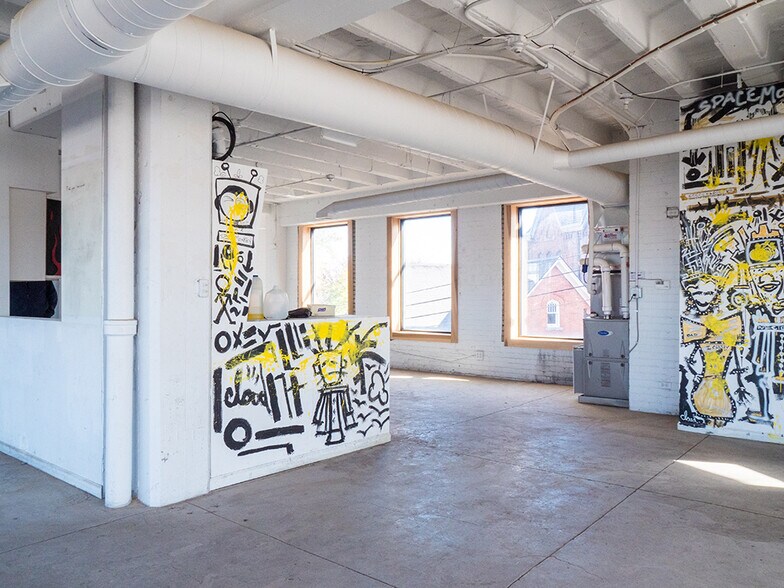 More Photos Of 1400-1404 Gratiot Ave, Detroit Office For Lease