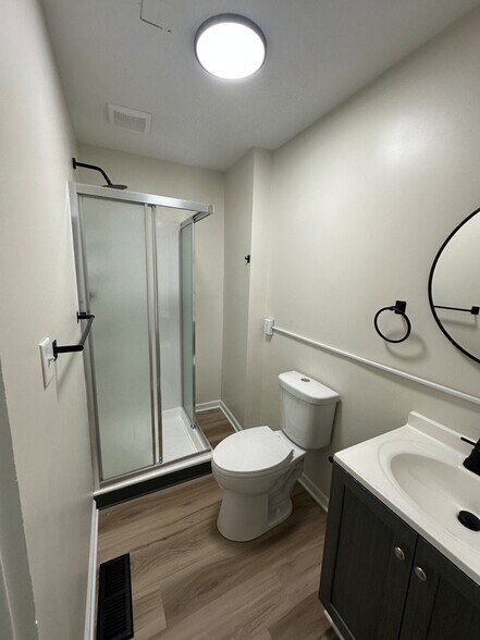 More Photos Of 470-472 Sumner St, Akron Apartments For Sale