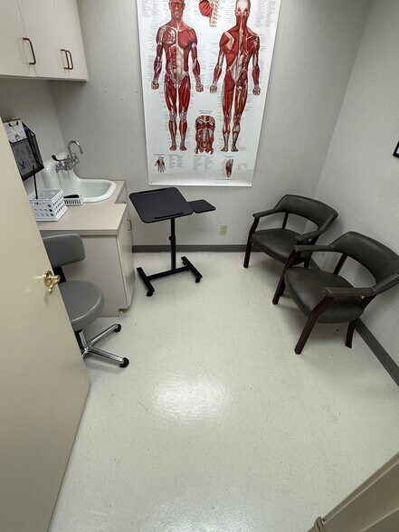 More Photos Of 609 Brunson Dr, Tupelo Medical For Lease