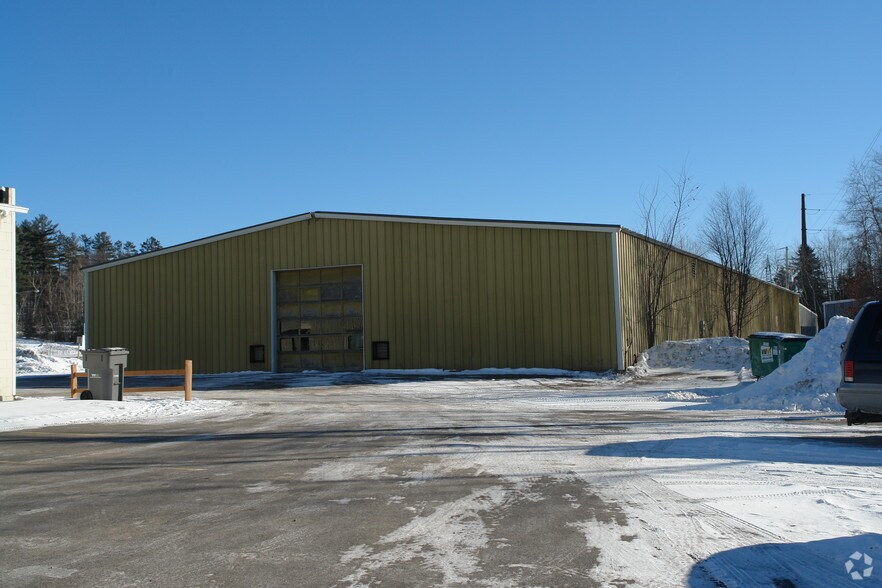 More Photos Of 639 W Kemp St, Rhinelander Light Manufacturing For Sale