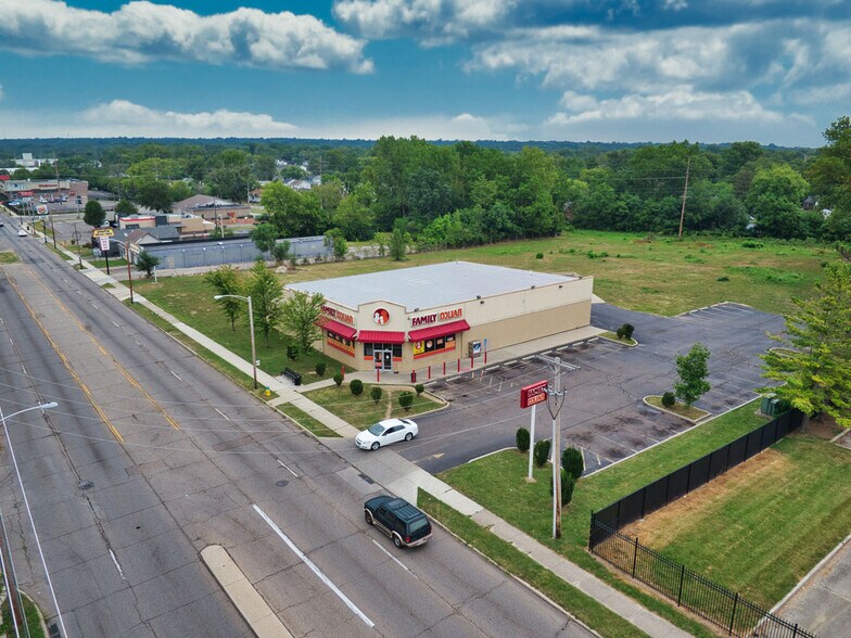 More Photos Of 1028 N Gettysburg Ave, Dayton Freestanding For Lease