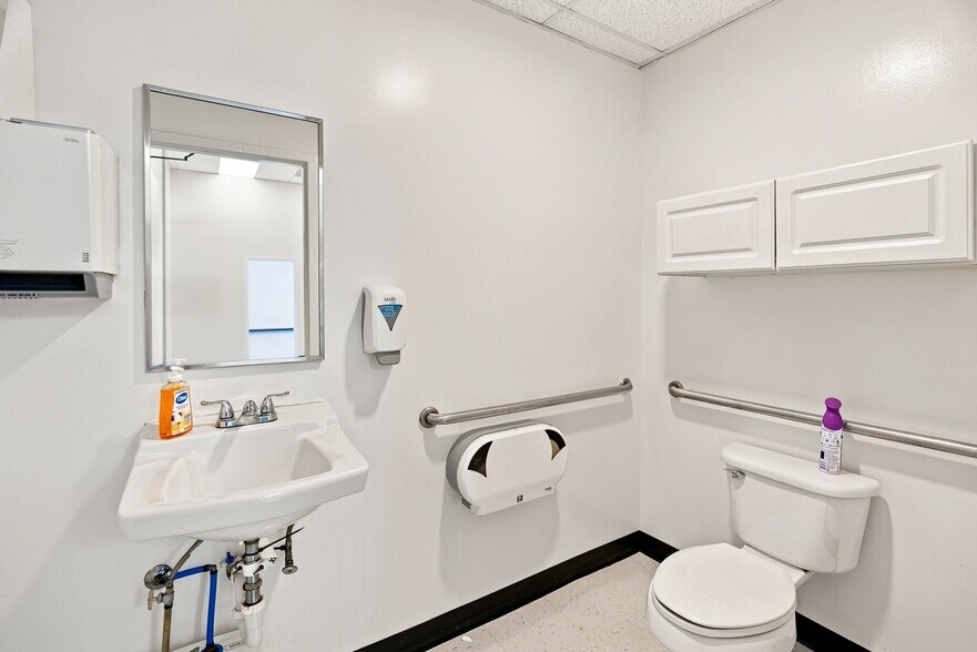 More Photos Of 3613 Jones Sausage Rd, Garner Flex For Lease
