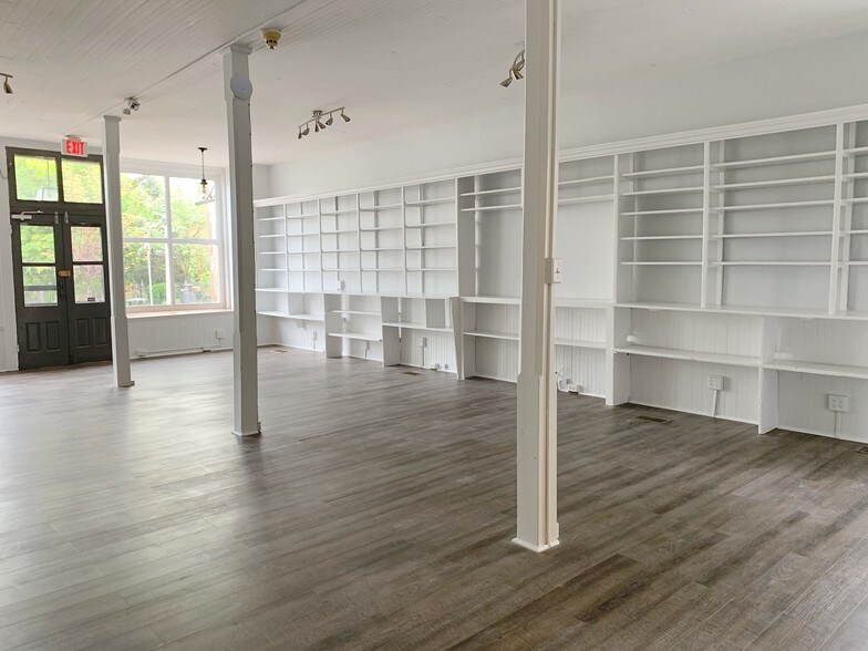 More Photos Of 26 W Main St, New Market Storefront Retail Office For Lease