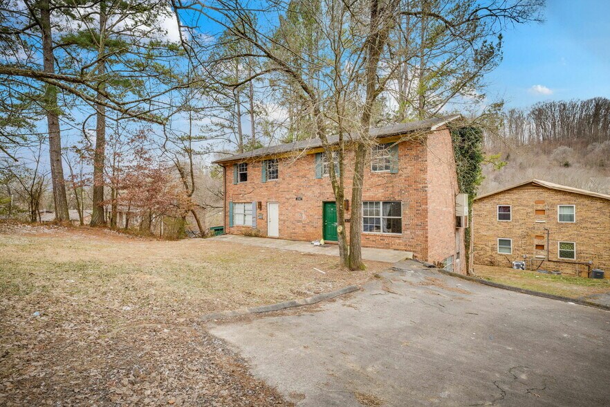 More Photos Of 908 Chadwick Dr, Kingsport Apartments For Sale