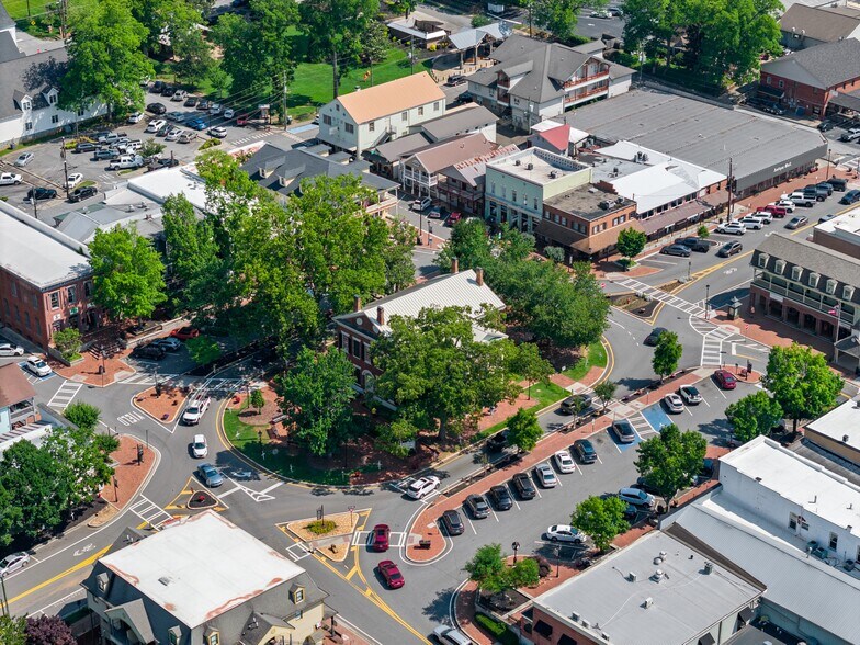 More Photos Of 168 W Main St, Dahlonega Hospitality For Sale