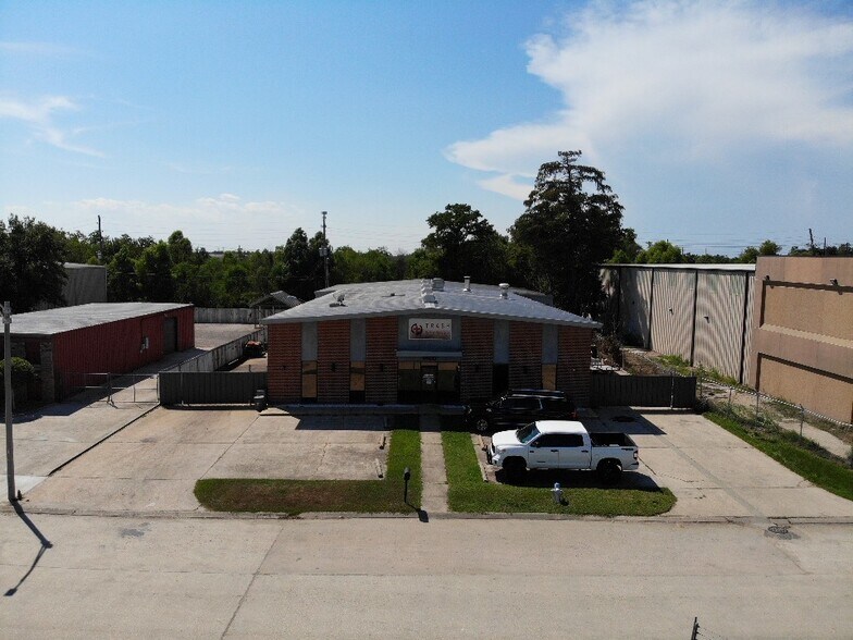 Primary Photo Of 4400 Poche Ct W, New Orleans Light Manufacturing For Sale