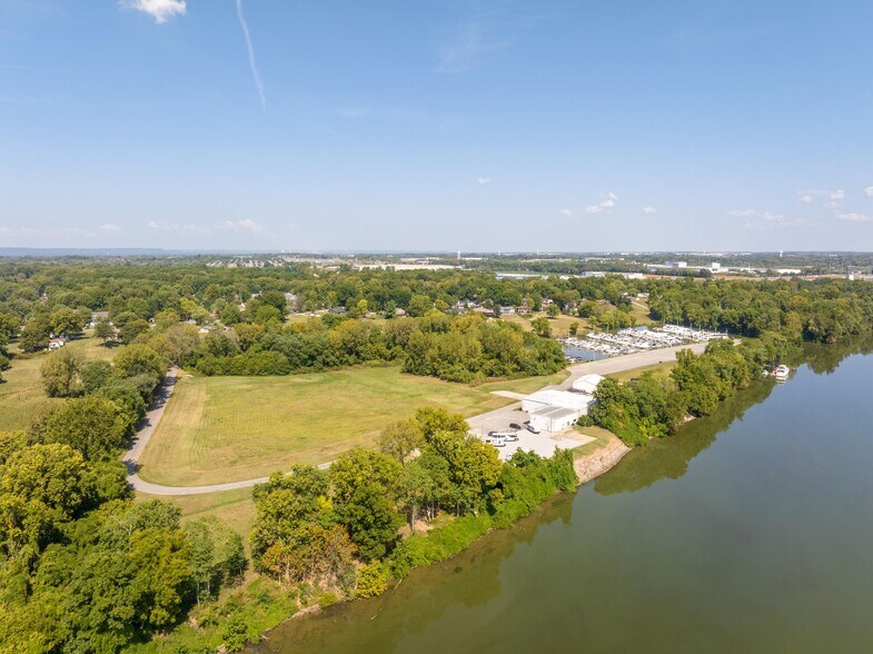 More Photos Of 4002 Utica Pike, Jeffersonville Land For Sale