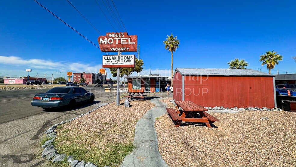 More Photos Of 1636 N Boulder Hwy, Henderson Hotel For Sale