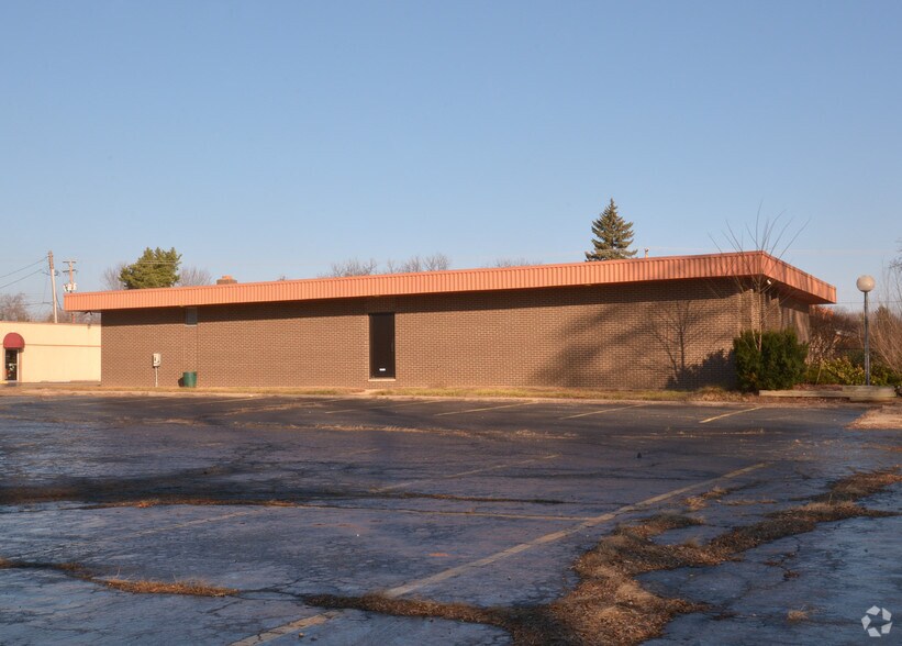 More Photos Of 5232 Richfield Rd, Flint Medical For Lease