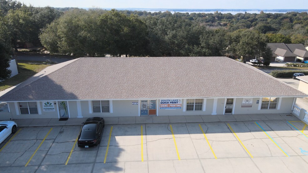 More Photos Of 301 Frontage Rd, Clermont Medical For Lease