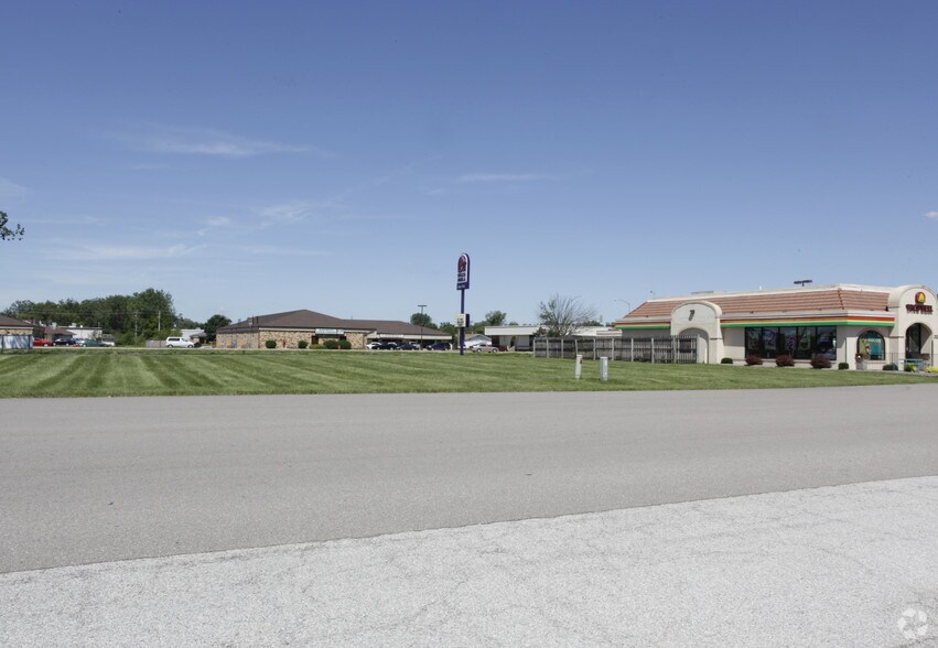 Primary Photo Of 16th St, Moline Land For Sale