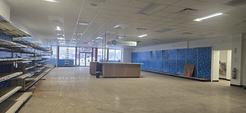 More Photos Of 3910 Brewerton Rd, North Syracuse Freestanding For Lease