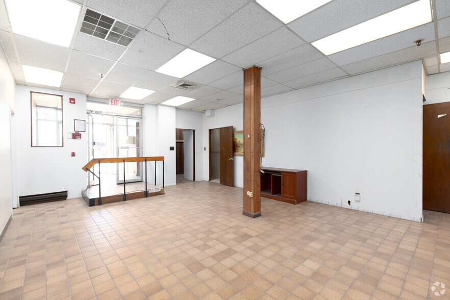 More Photos Of 3 Cass St, Keyport Warehouse For Lease