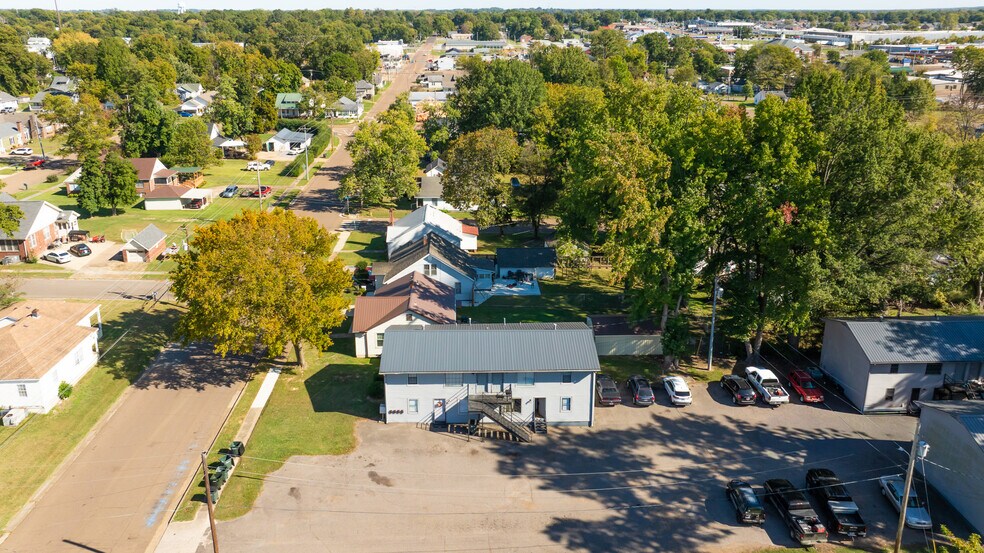 More Photos Of 422 W Jackson St, Union City Apartments For Sale