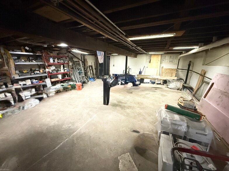 More Photos Of 190-17 Crocheron Ave, Flushing Apartments For Sale