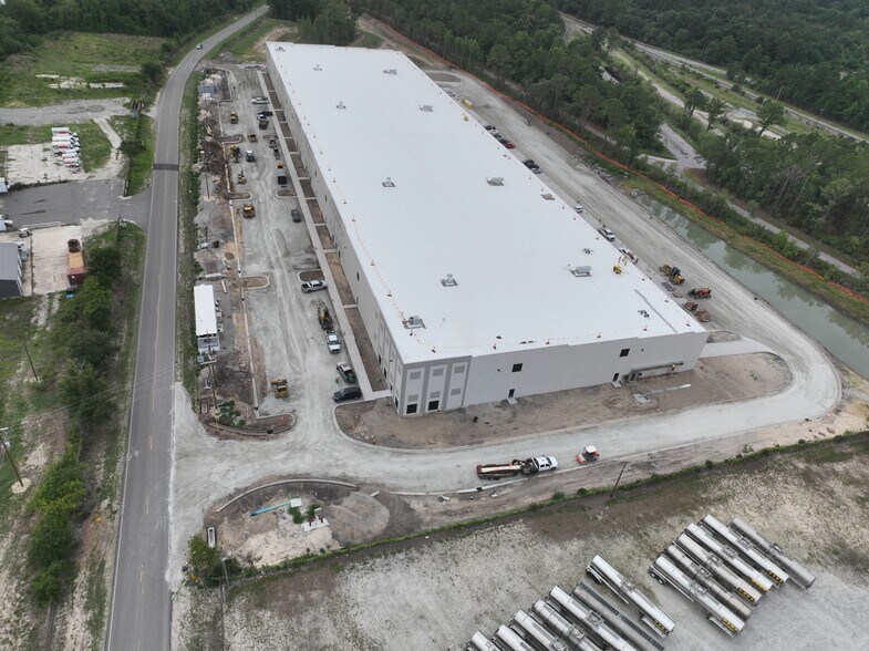 Primary Photo Of 1203 Cedar Hill Rd, Navassa Warehouse For Lease